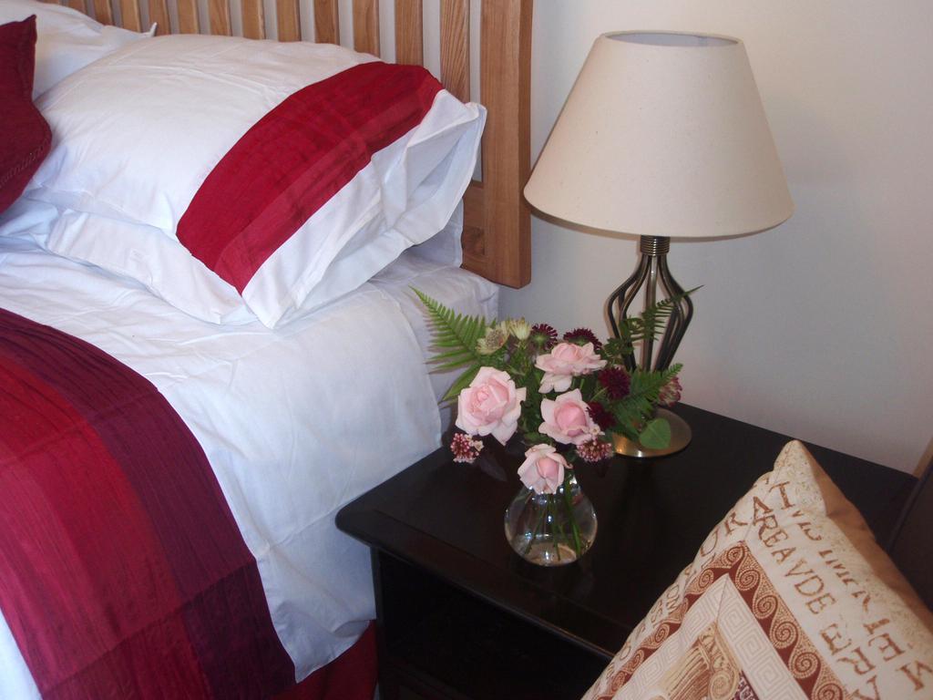 Bed and Breakfast Weston House Bampton  Habitación foto